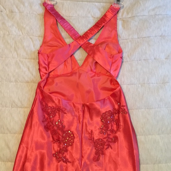 Prom Dress - Picture 2 of 5